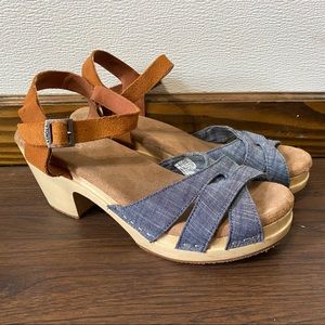 TOMS Wood Strappy Heeled Wedge Sandal Shoes